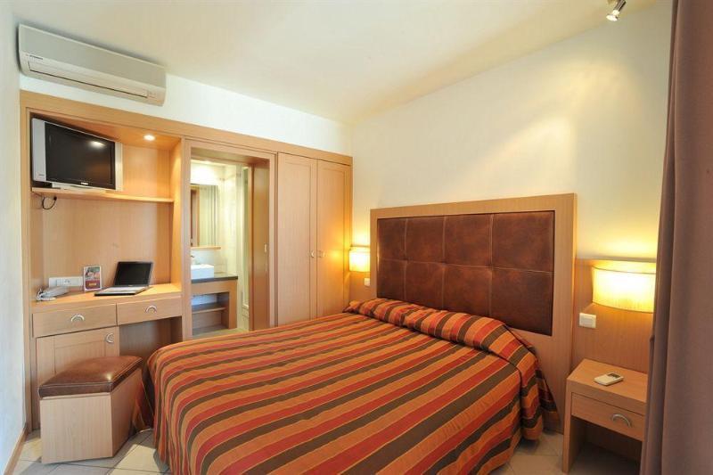 Ibis Budget Cannes Mougins Eksteriør bilde