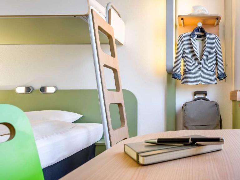 Ibis Budget Cannes Mougins Eksteriør bilde