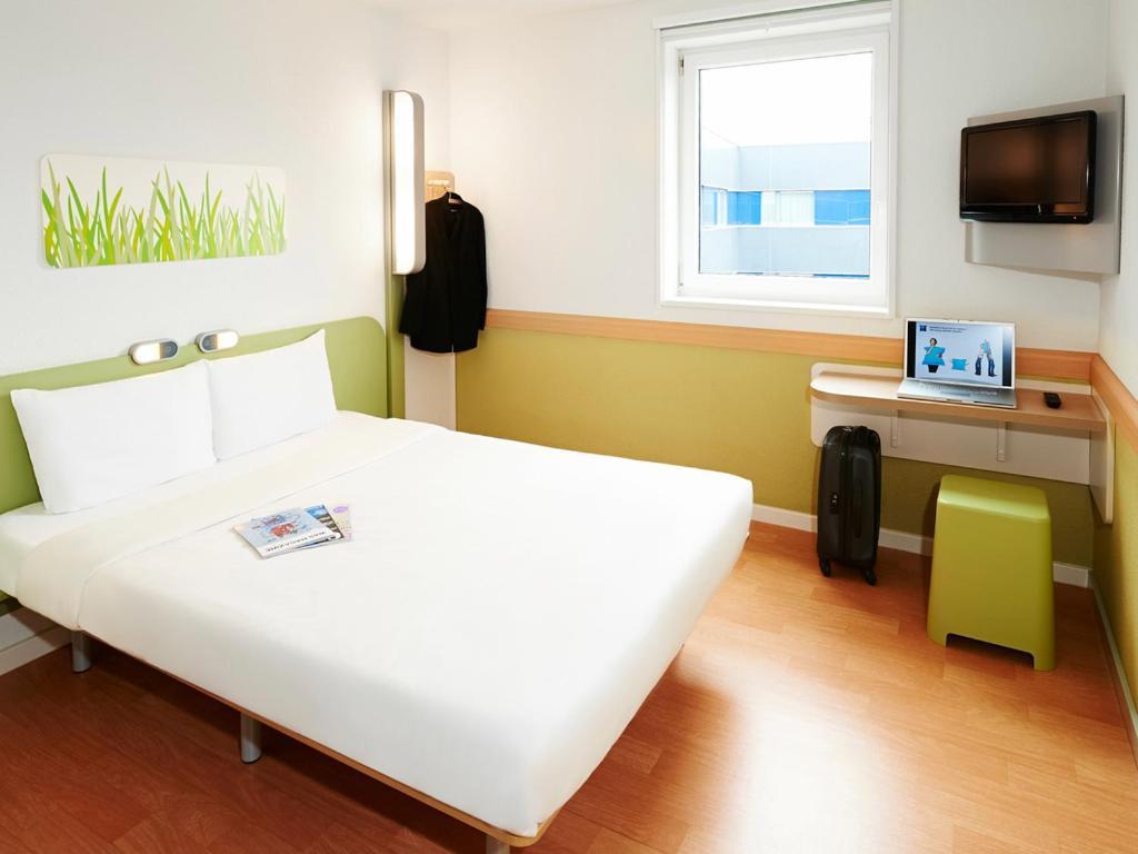 Ibis Budget Cannes Mougins Eksteriør bilde